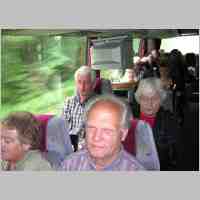 905-1506 Ostpreussenreise 2004. Auf der Heimfahrt im Bus.jpg